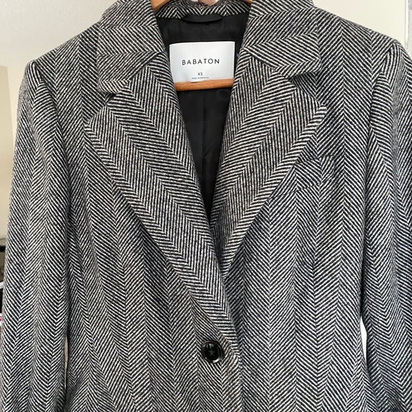 Aritzia wool herringbone coat - Picture 7 of 8